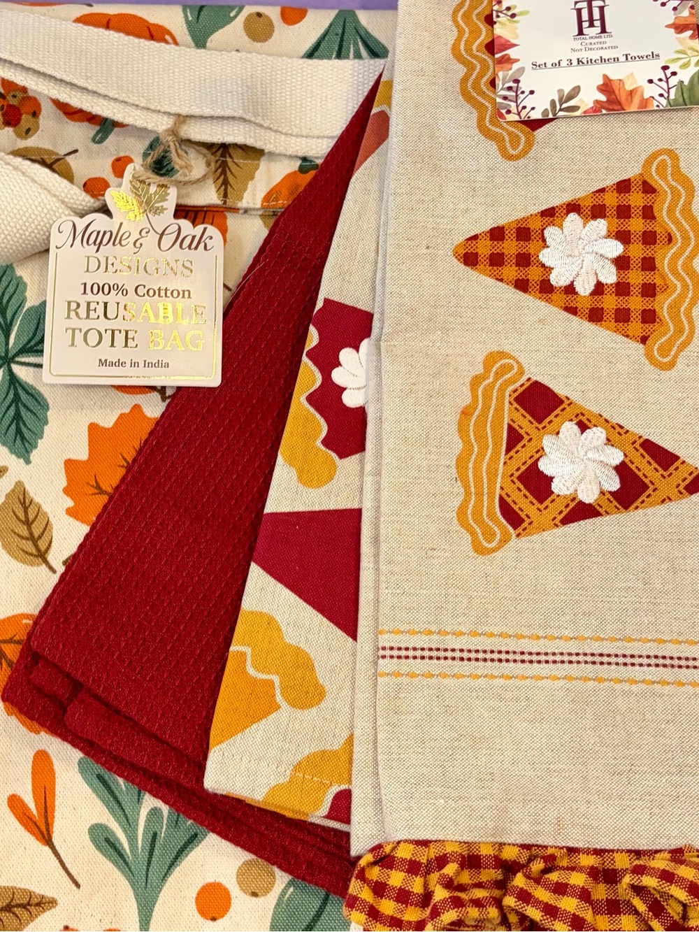 NWT THANKSGIVING and AUTUMN BUNDLE
ITEMS TOTAL 11 Before related gifts🧡🍂🤎🍁 - Picture 10 of 12